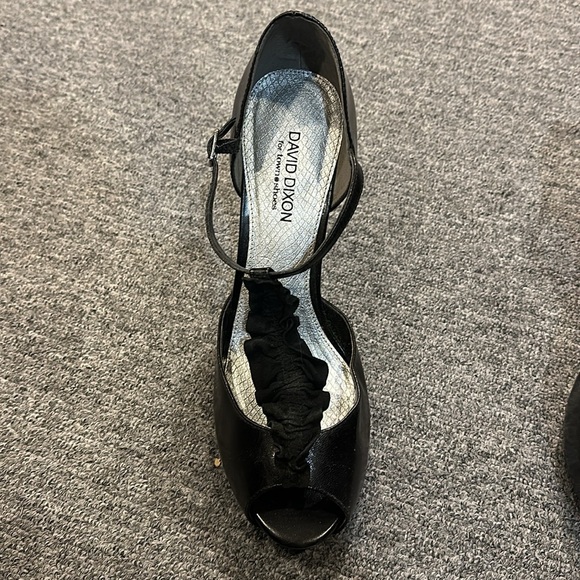 Black David Dixon heals - Picture 2 of 5